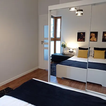 Amber Elegance *